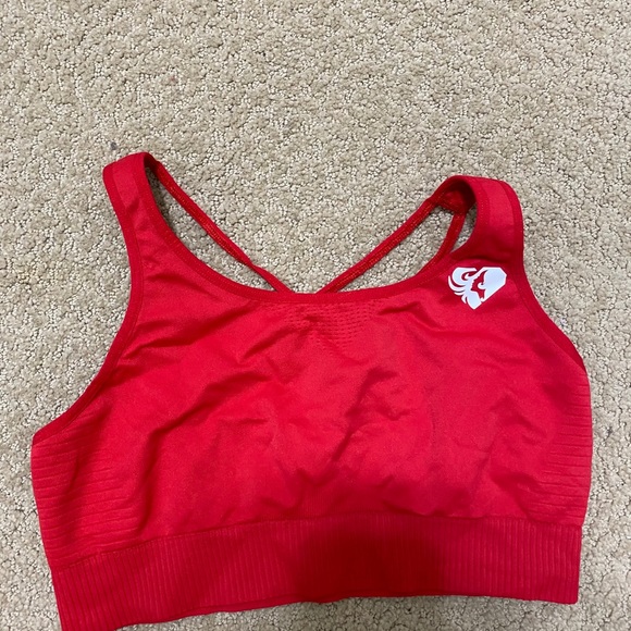 Woman’s best sports bra - Picture 1 of 3